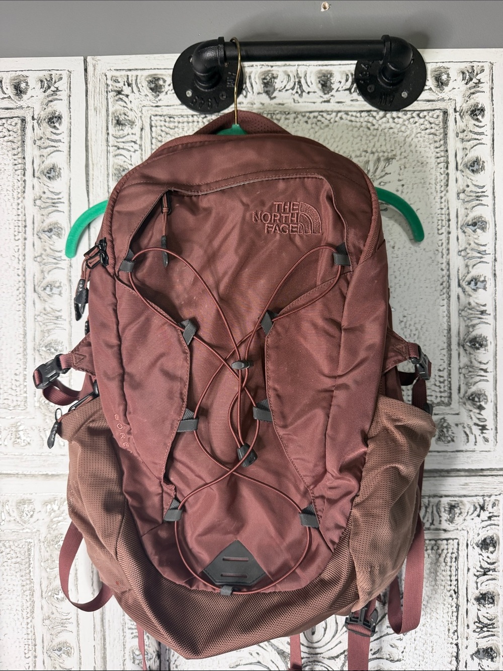The North Face Burgundy/Tan Daypack Backpack Boreal Gortex